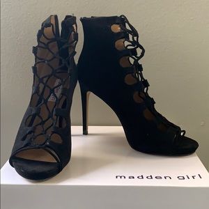 Madden Girl Tieup Blk